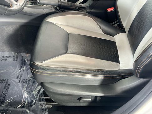 Used 2023 Subaru Crosstrek 2.5i Limited image 19