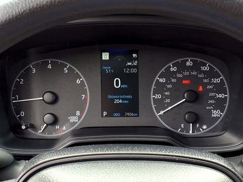 Used 2025 Toyota Corolla LE image 24