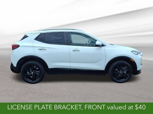 Certified 2024 Buick Encore GX Sport Touring w/ Comfort Package FWD image 7