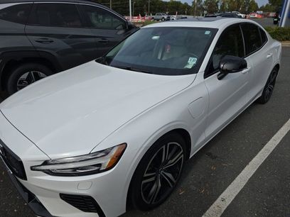 Used 2022 Volvo S60 T8 R-Design Expression w/ Premium Package