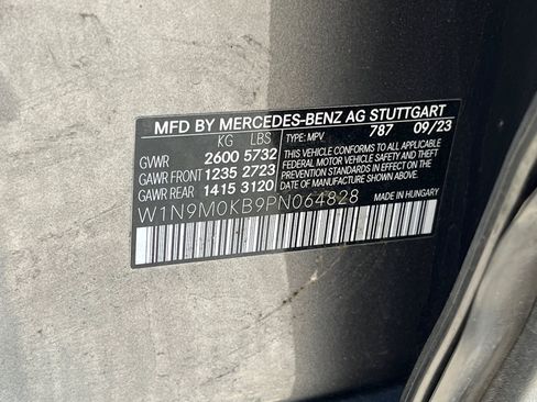 Certified 2023 Mercedes-Benz EQB 300 4MATIC image 10