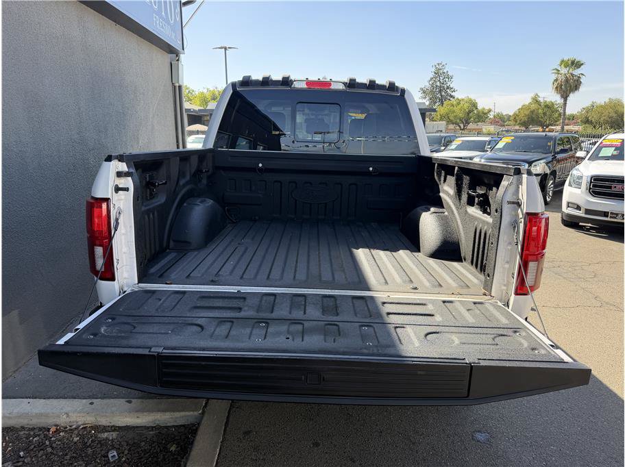Used 2018 Ford F150 Lariat w/ Equipment Group 502A Luxury AWD/4WD image 10