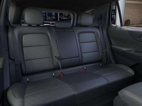 New 2026 Chevrolet Equinox LT w/ Convenience Package II FWD image 17