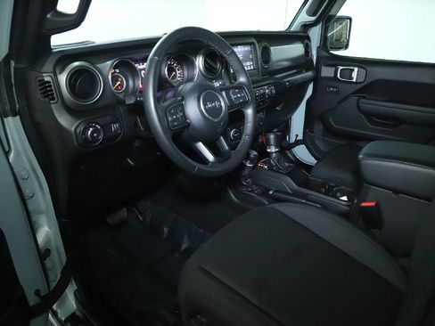 Used 2023 Jeep Wrangler Sport AWD/4WD image 15
