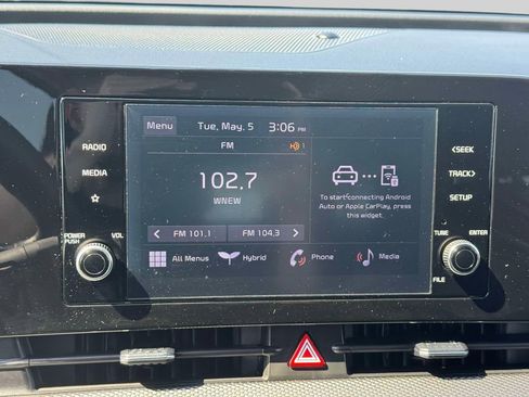 Used 2023 Kia Sportage LX AWD/4WD image 24