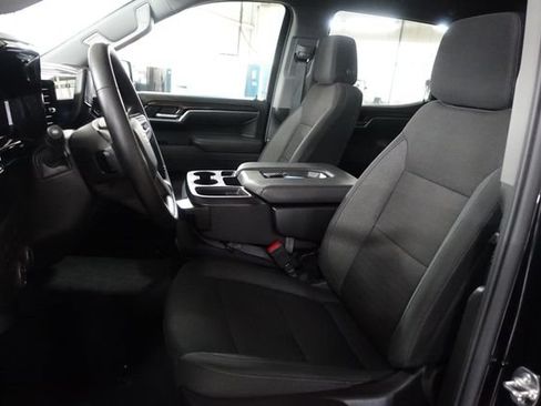 Used 2026 Chevrolet Silverado 1500 LT AWD/4WD image 11