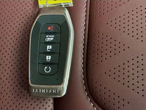 New 2026 INFINITI QX80 Autograph w/ Premium Cargo Package image 40