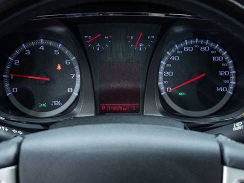 Used 2017 GMC Terrain SLT w/ Open Road Package FWD image 2
