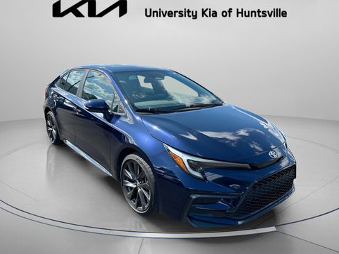 Used 2024 Toyota Corolla SE FWD image 2