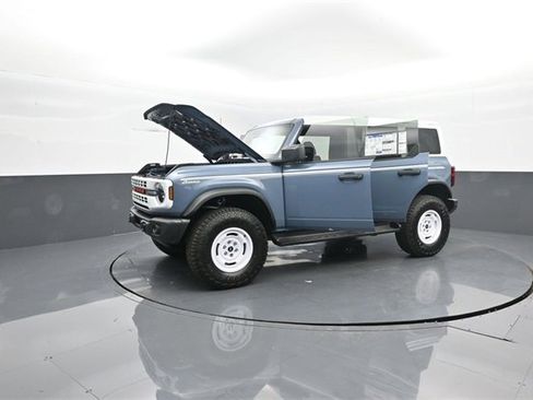 New 2025 Ford Bronco Heritage Edition image 35