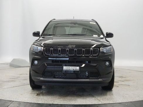 New 2026 Jeep Compass Latitude image 14