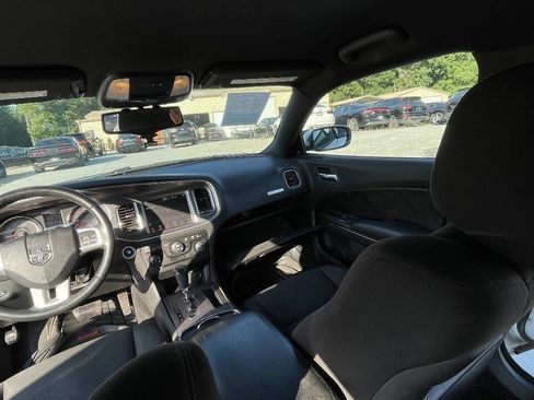 Used 2013 Dodge Charger R/T RWD image 21