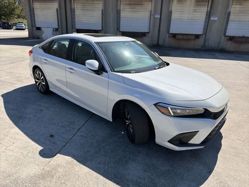 Certified 2024 Honda Civic EX image 12