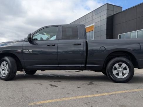 Used 2018 RAM 1500 Express AWD/4WD image 8