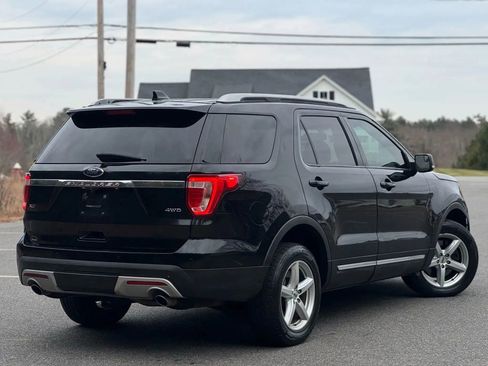 Used 2016 Ford Explorer XLT w/ Equipment Group 202A AWD/4WD image 7