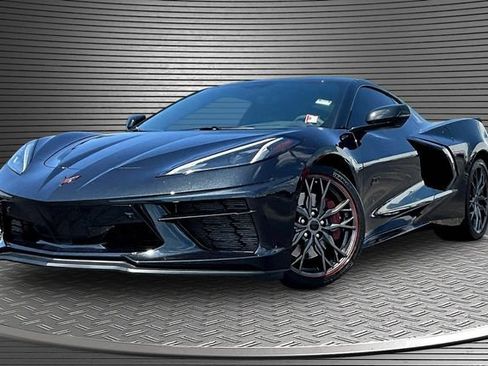 Used 2023 Chevrolet Corvette Stingray Premium Cpe w/ Z51 Performance Package RWD image 1