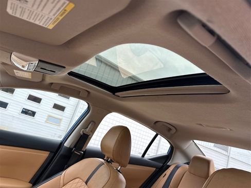 Used 2020 Nissan Sentra SV w/ SV Premium Package image 20