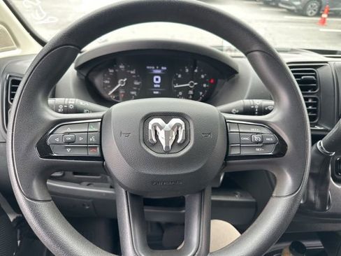 Used 2023 RAM ProMaster 2500 FWD image 14