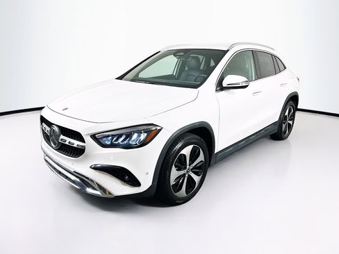Used 2025 Mercedes-Benz GLA 250 image 3
