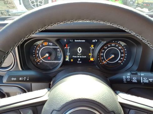 New 2026 Jeep Wrangler Unlimited Rubicon image 19