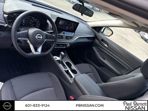 New 2025 Nissan Altima 2.5 SV w/ SV Special Edition Package image 23