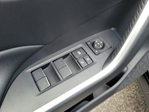 Certified 2025 Toyota RAV4 SE AWD/4WD image 16