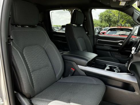 Used 2025 RAM 1500 Lone Star image 31
