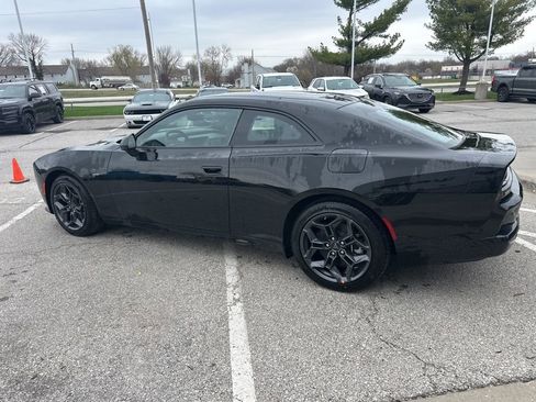 New 2025 Dodge Charger R/T w/ Quick Order Package 25M R/T image 18