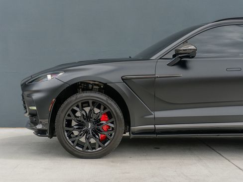 Used 2023 Aston Martin DBX 707 image 17