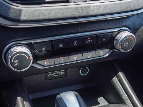 Used 2021 Nissan Altima 2.5 SR w/ SR Premium Package image 21