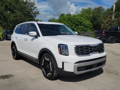 Certified 2023 Kia Telluride S