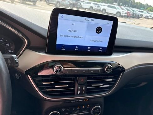 Used 2020 Ford Escape SEL FWD image 17