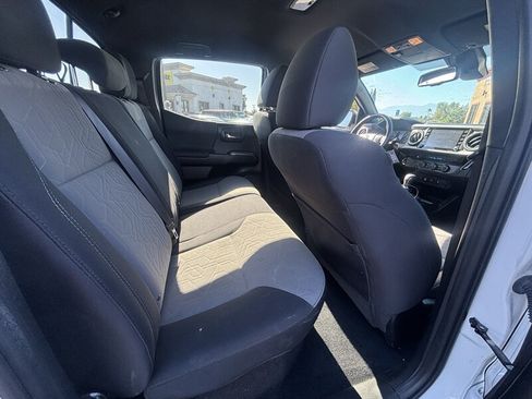 Used 2021 Toyota Tacoma TRD Sport w/ Technology Package RWD image 15