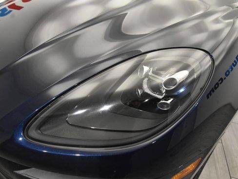 Used 2020 Porsche Macan image 9