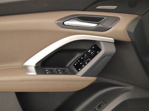 New 2025 Audi Q5 Prestige image 22