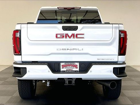 New 2026 GMC Sierra 2500 Denali w/ Denali Reserve Package image 3