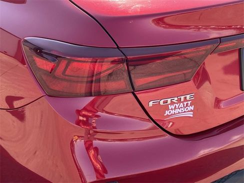 Used 2024 Kia Forte LXS image 10
