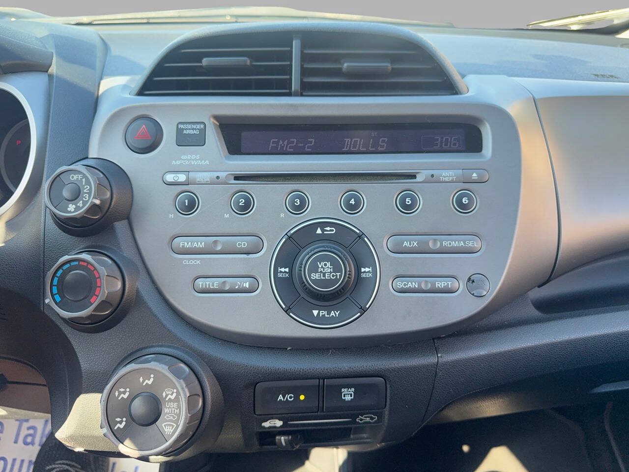 Used 2009 Honda Fit Sport image 29