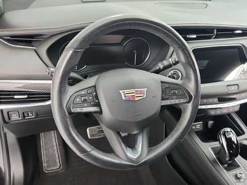 Used 2023 Cadillac XT4 Sport w/ Cold Weather Package FWD image 18