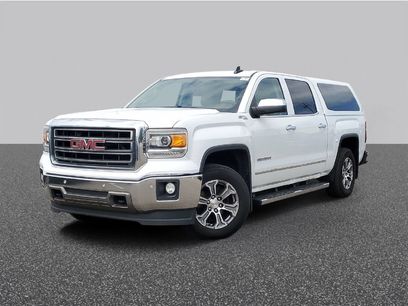 Used 2015 GMC Sierra 1500 SLT w/ SLT Crew Cab Value Package