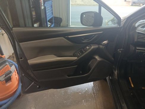 Used 2023 Subaru Crosstrek 2.5i Sport AWD/4WD image 30
