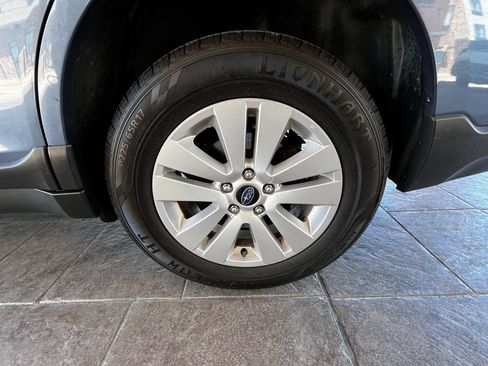 Used 2017 Subaru Outback 2.5i AWD/4WD image 26
