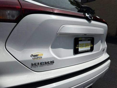 Used 2021 Nissan Kicks SV FWD image 24