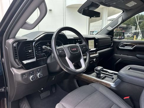 Certified 2022 GMC Sierra 1500 Elevation AWD/4WD image 10