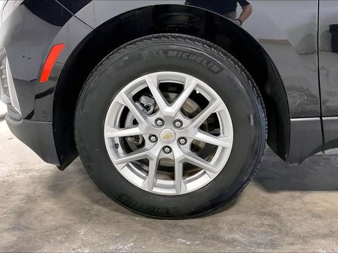 Used 2024 Chevrolet Equinox LT FWD image 10