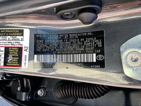 Used 2011 Toyota Avalon FWD image 29