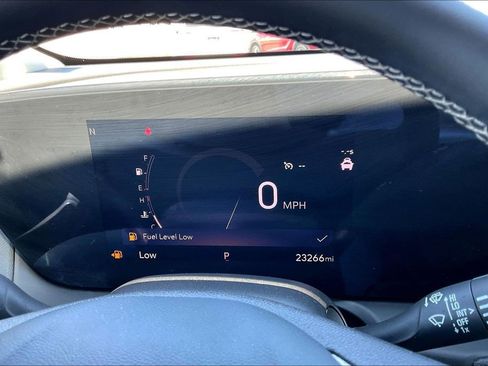 Used 2025 Buick Encore GX Preferred image 13