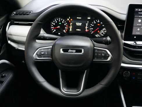 Used 2023 Jeep Compass Limited w/ Elite Group AWD/4WD image 27