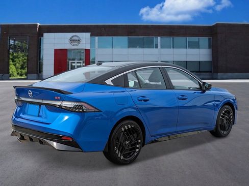 New 2026 Nissan Sentra SR FWD image 5