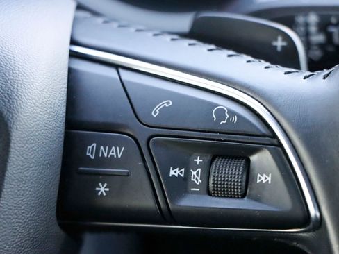 Used 2017 Audi Q7 3.0T Premium Plus w/ Premium Plus Package image 37